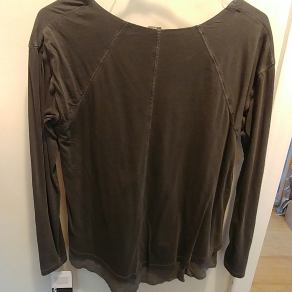 DKNY women's long sleeve top - Picture 4 of 4